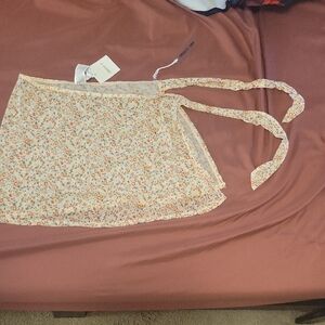 Forever 21 Floral Print Skirt in Orange and Cream